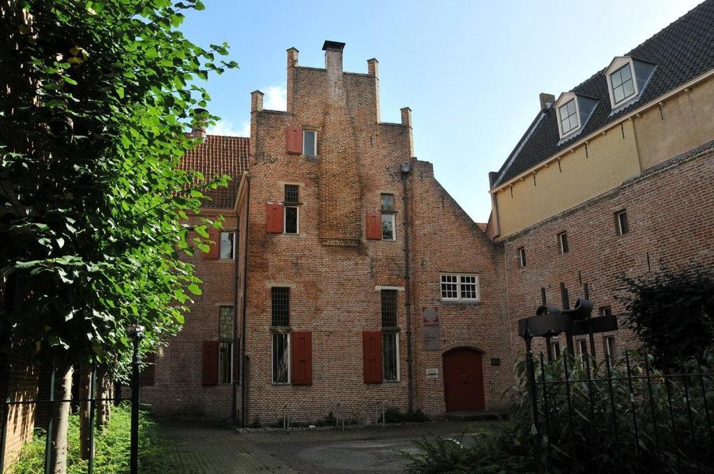 兹沃勒Stadslogement Goudsteeg 19B公寓 外观 照片